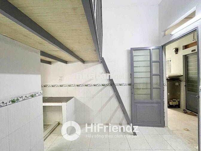 PHÒNG TRỌ GIÁ RẺ - NHẬN XE ĐIỆN - THANG MÁY - GẦN KCN BONCHEN