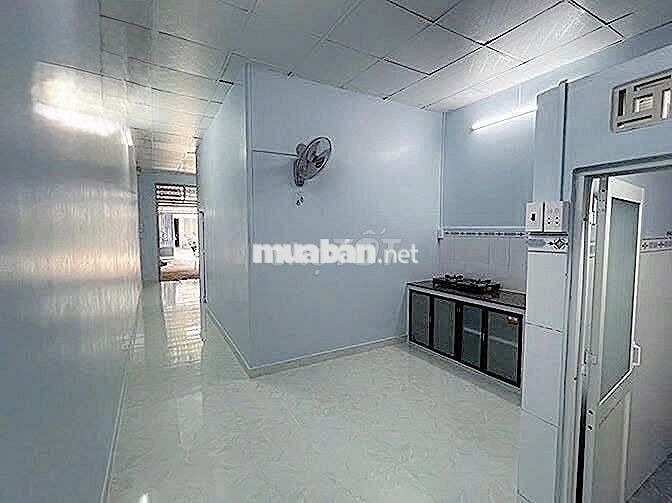 Cho THUÊ NHÀ ĐƯỜNG LÊ TRỌNG TẤN 4 x 20 M cấp 4 đẹp , có máy lạnh. 