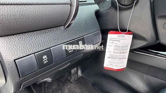 Toyota Camry 2.0G Trắng 2021 ĐKI 2022 35.000 km