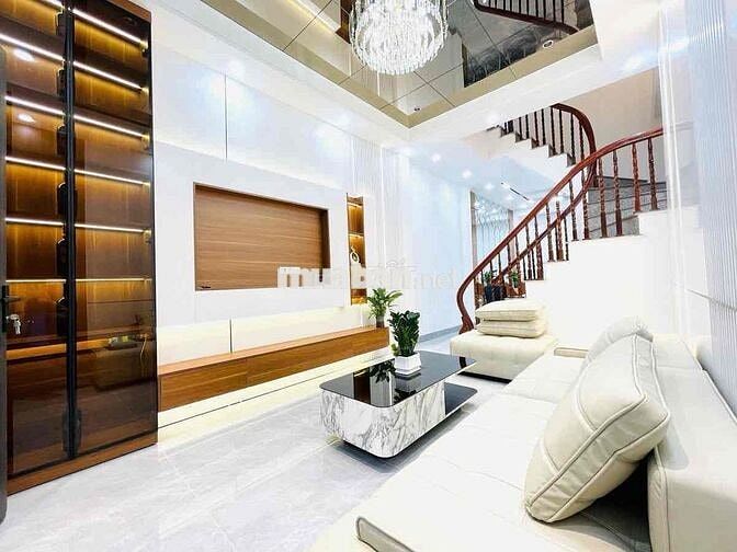 HIẾM! CHÍNH CHỦ BÁN NHÀ P.LĨNH NAM 35m 5TẦNG GIÁ 6tỷ5