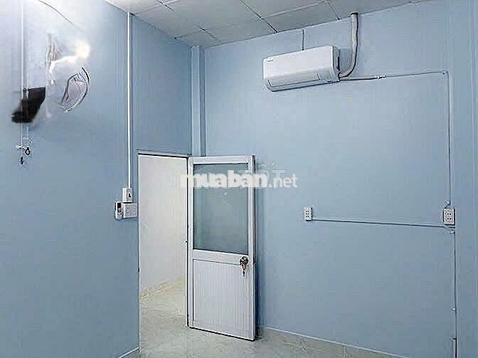 Cho THUÊ NHÀ ĐƯỜNG LÊ TRỌNG TẤN 4 x 20 M cấp 4 đẹp , có máy lạnh. 