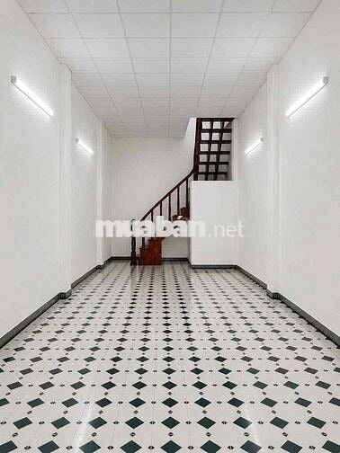 Cách 200M Qua Aeon , Căn Nhà Mới Sơn Sửa , Có Hỗ Trợ Setup Theo Y/C