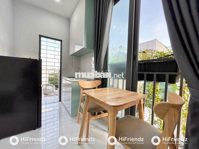 GẦN HUIT CĂN HỘ 1PN TÁCH BẾP BAN CÔNG VIEW ĐẸP ĐẦY ĐỦ NỘI THẤT