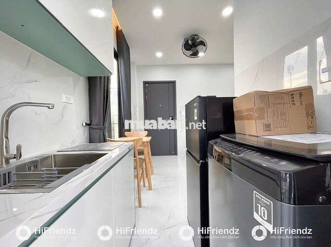 GẦN HUIT CĂN HỘ 1PN TÁCH BẾP BAN CÔNG VIEW ĐẸP ĐẦY ĐỦ NỘI THẤT