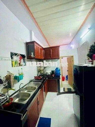 Sót căn nhà sổ riêng Phú Lợi-TP.TDM cũ (phường Phú Lợi-TP.HCM) giá êm