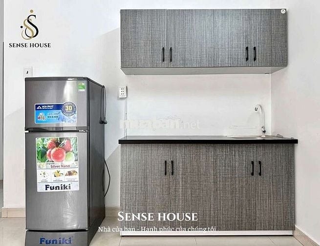 GẦN VHU PHÒNG ĐẸP BAN CÔNG FULL NỘI THẤT