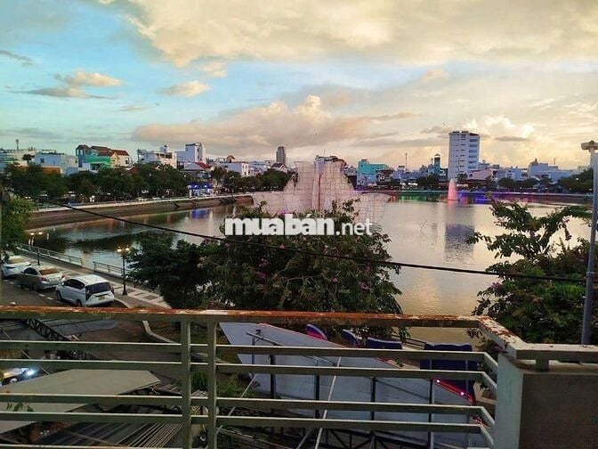 Chính chủ cho thuê Nhà Mặt Tiền bờ hồ Xáng Thổi