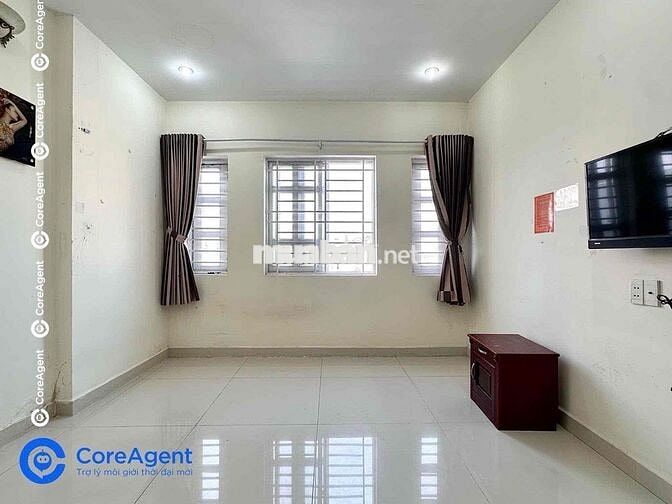 🏡 Căn hộ rộng, tràn ngập ánh sáng tự nhiên ngay Đầm Sen