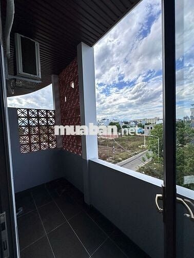 Studio Apartment for Rent – Fully Furnished, Brand New, 350m from FPT 
