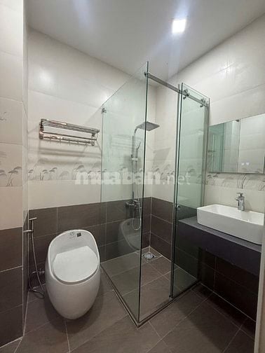 Hạ 1,4 tỷ - Dương Bá Trạc Quận 8, cách Q1 800m - Hẻm 5m DT 46m2 4 tầng