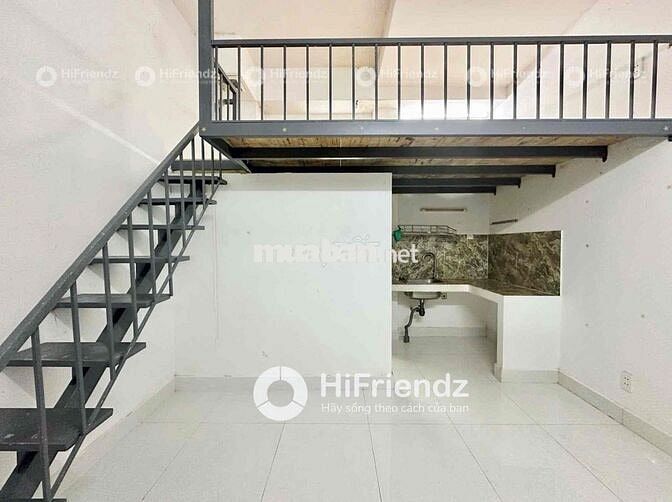 PHÒNG TRỌ SINH VIÊN GIÁ RẺ GÁC CAO RỘNG RÃI MÁY LẠNH NT CƠ BẢN GẦN VHU