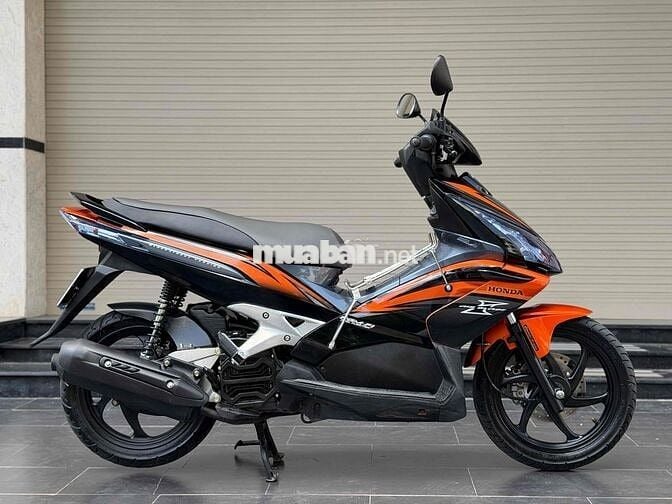 Honda Air Blade Fi 2011 Đen Cam