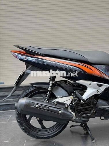 Honda Air Blade Fi 2011 Đen Cam