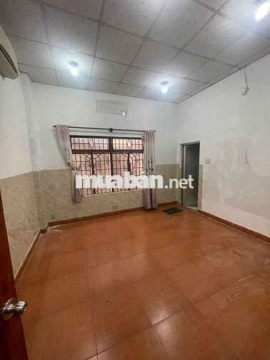 Nhà nguyên căn dt lớn 9x25m -PHƯỜNG TAM PHÚ TĐ , thích hợp làm kho, VP