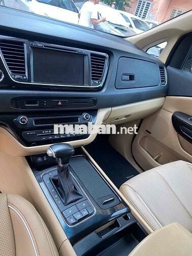 Kia Sedona 3.3GATH 2018 bản Full Xăng