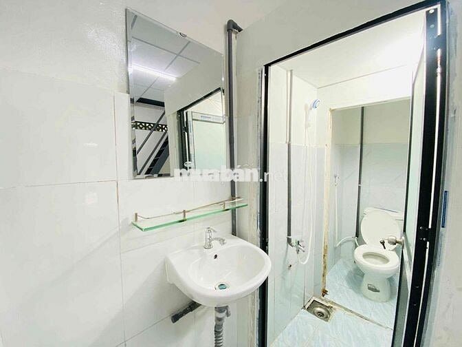 nhà thuê hẻm võ thành trang, nhà mới