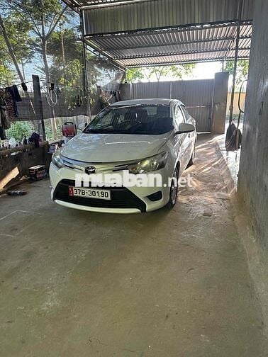 Toyota Vios 2015 Bản J Số sàn Trắng