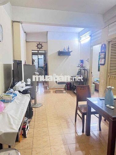 Băn Cc hẻm 63 Gò Dầu DT 58m2 , 2pn, 2wc , có thang máy , ban công rông