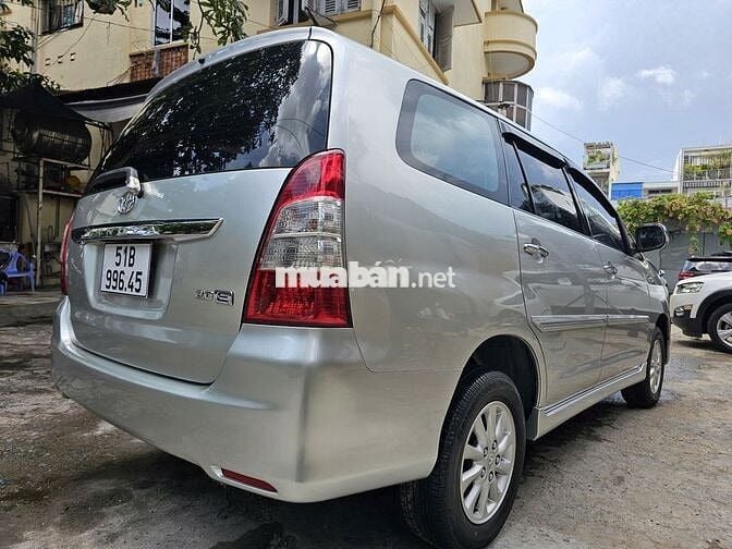 Toyota Innova E 2.0 SX 2012 Số sàn Bạc