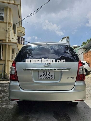 Toyota Innova E 2.0 SX 2012 Số sàn Bạc
