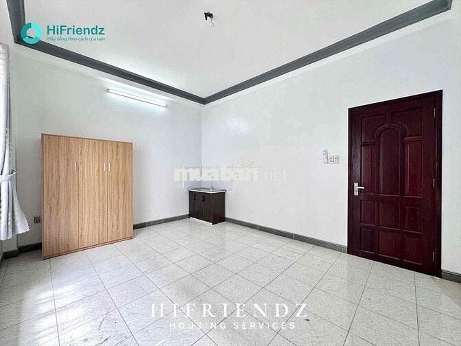 Cho thuê phòng studio bancong siêu rộng thuận tiện qua ueh , vhu