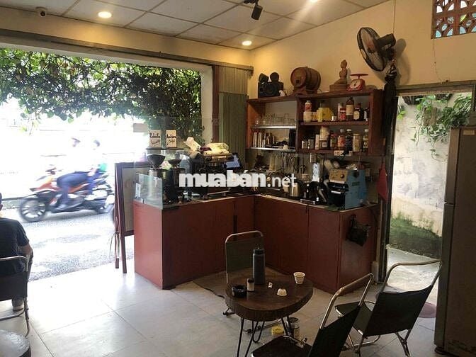 Mặt bằng kinh doanh Cafe setup sẵn