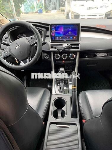 Mitsubishi Xpander 1.5 AT 2020 Bạc Tự động