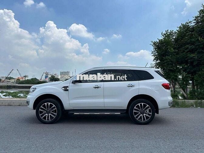 Ford Everest Titanium 2.0L 4x2 2019 Trắng