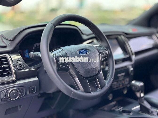 Ford Everest Titanium 2.0L 4x2 2019 Trắng