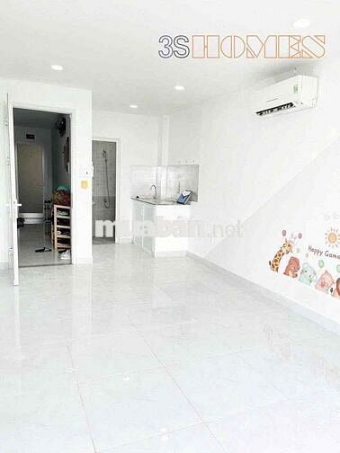 PHÒNG CỬA SỔ TRỜI MÁY LẠNH CỰC THOÁNG BÌNH THẠNH