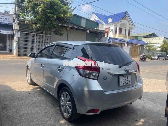 Toyota Yaris 2014 Tự động Bạc 9 vạn km