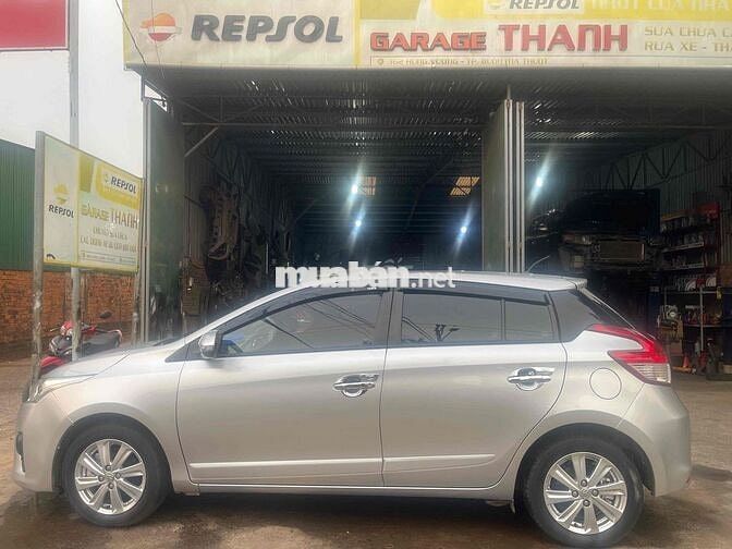 Toyota Yaris 2014 Tự động Bạc 9 vạn km