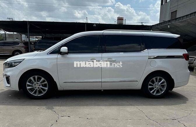 KIA Sedona 2017 Dầu 119000 km Trắng