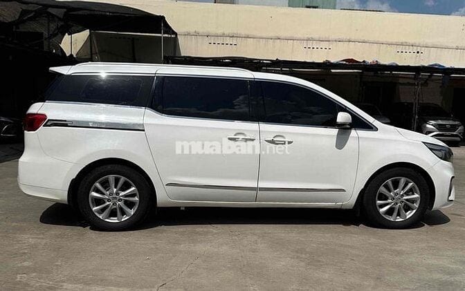KIA Sedona 2017 Dầu 119000 km Trắng