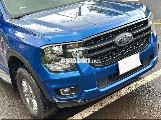 Ford Ranger Tự động Xanh 5 chỗ