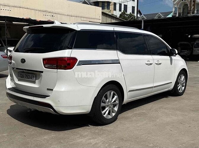 KIA Sedona 2017 Dầu 119000 km Trắng
