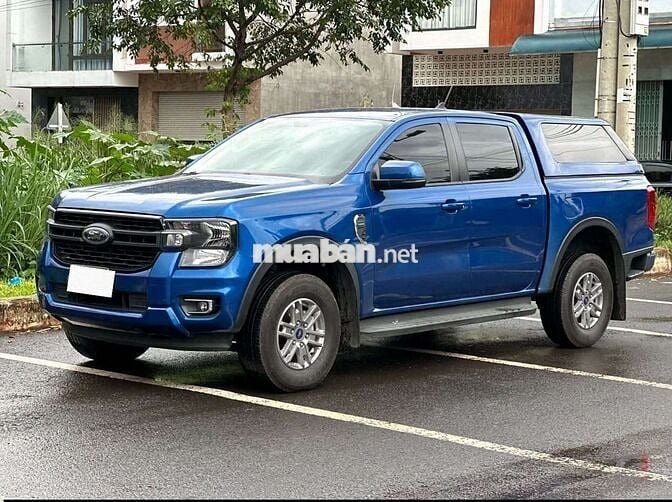 Ford Ranger Tự động Xanh 5 chỗ
