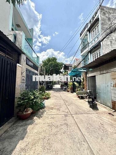 TRUNG MỸ TÂY - QUẬN 12 - NHÀ ĐẸP FULL NỘI THẤT - CHỈ XÁCH VALI VÀO Ở