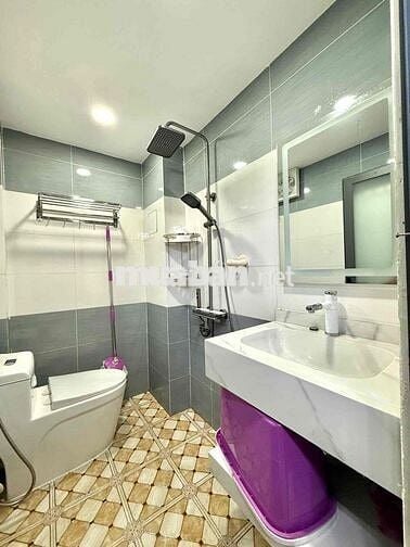 TRUNG MỸ TÂY - QUẬN 12 - NHÀ ĐẸP FULL NỘI THẤT - CHỈ XÁCH VALI VÀO Ở