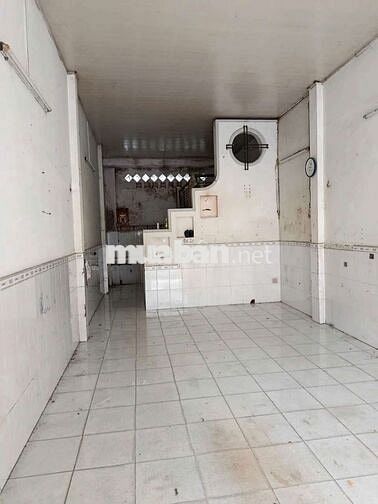NHÀ NGUYÊN CĂN MẶT TIỀN ĐƯỜNG NGAY CHỢ