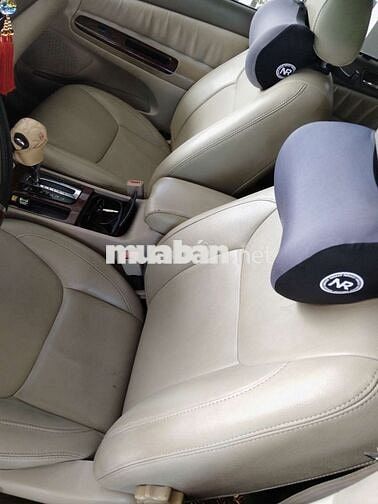 Toyota Camry 3.0V Đen 5 chỗ