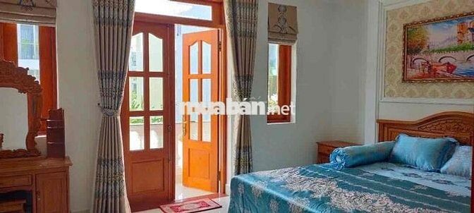 Cần cho thuê nhà ở full nội thất, phường Phú Mỹ, tp HCM