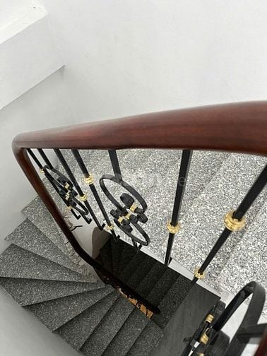 CHÍNH CHỦ CẦN BÁN NHÀ TẠI SỐ 6A, NGÕ 227/28/2 THẠCH BÀN, LONG BIÊN