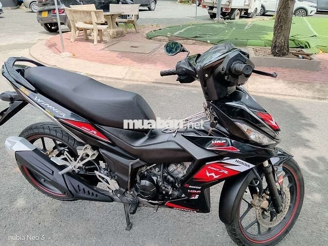 Honda Winner 150 2016 Đen đỏ chính chủ 