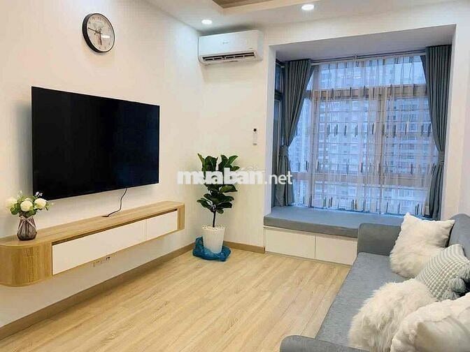 Cho thuê Căn hộ 2Pn Sky garden nhà đẹp, cách RMIT 5phut đi xe