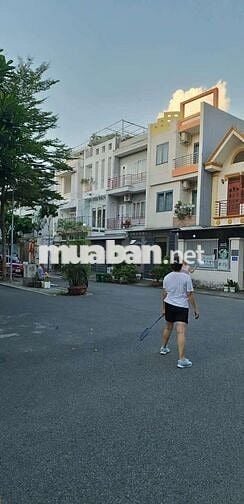 Nhà Phố - KDC Hồng Long - cần bán gấp
