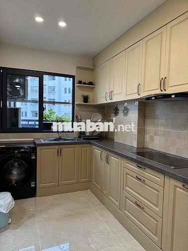 CHỦ NHÀ CHO THUÊ CĂN HỘ 2PN CAO CẤP VỪA HOÀN THIỆN GIÁP QUẬN 1 BÓC SEA