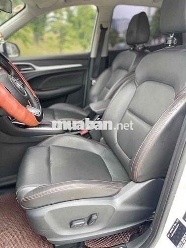 MG ZS Luxury 2023 Trắng 3.8 vạn km