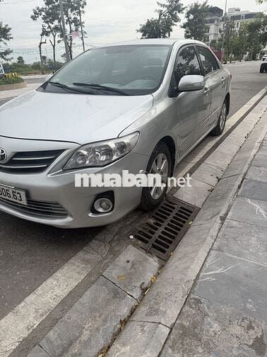Toyota Corolla Altis 2013 Tự động Bạc