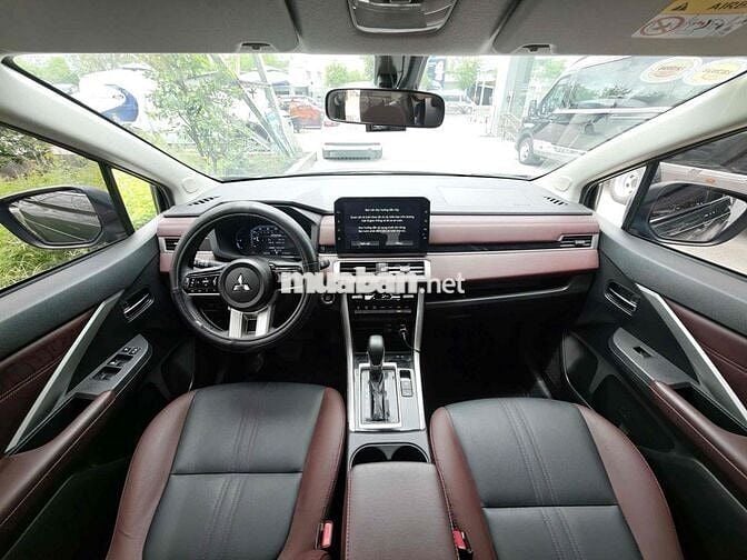 Mitsubishi Xpander Cross xe nhập ,xuất hoá đơn VAT